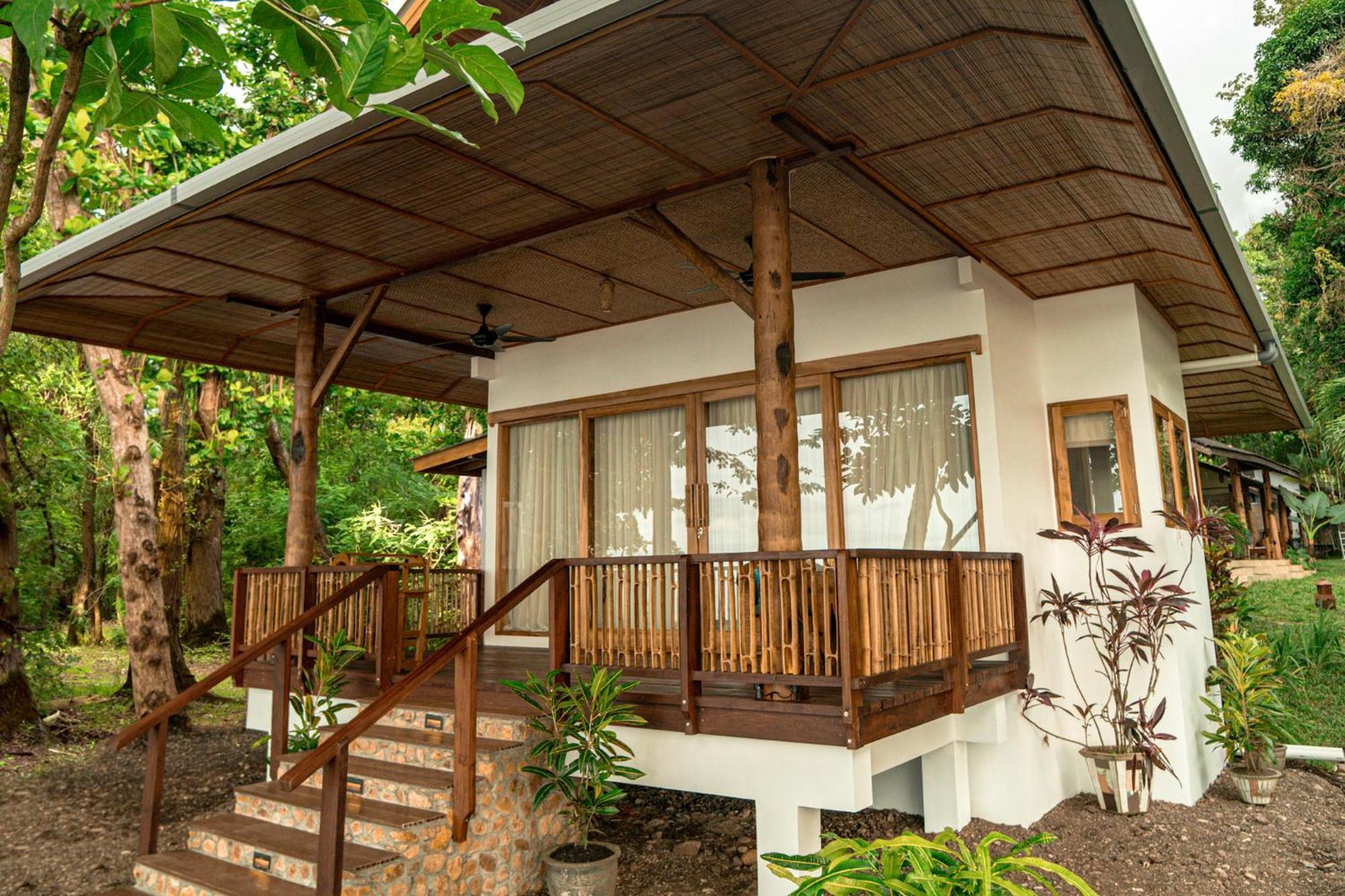 Murex Dive Resort Manado Exterior photo